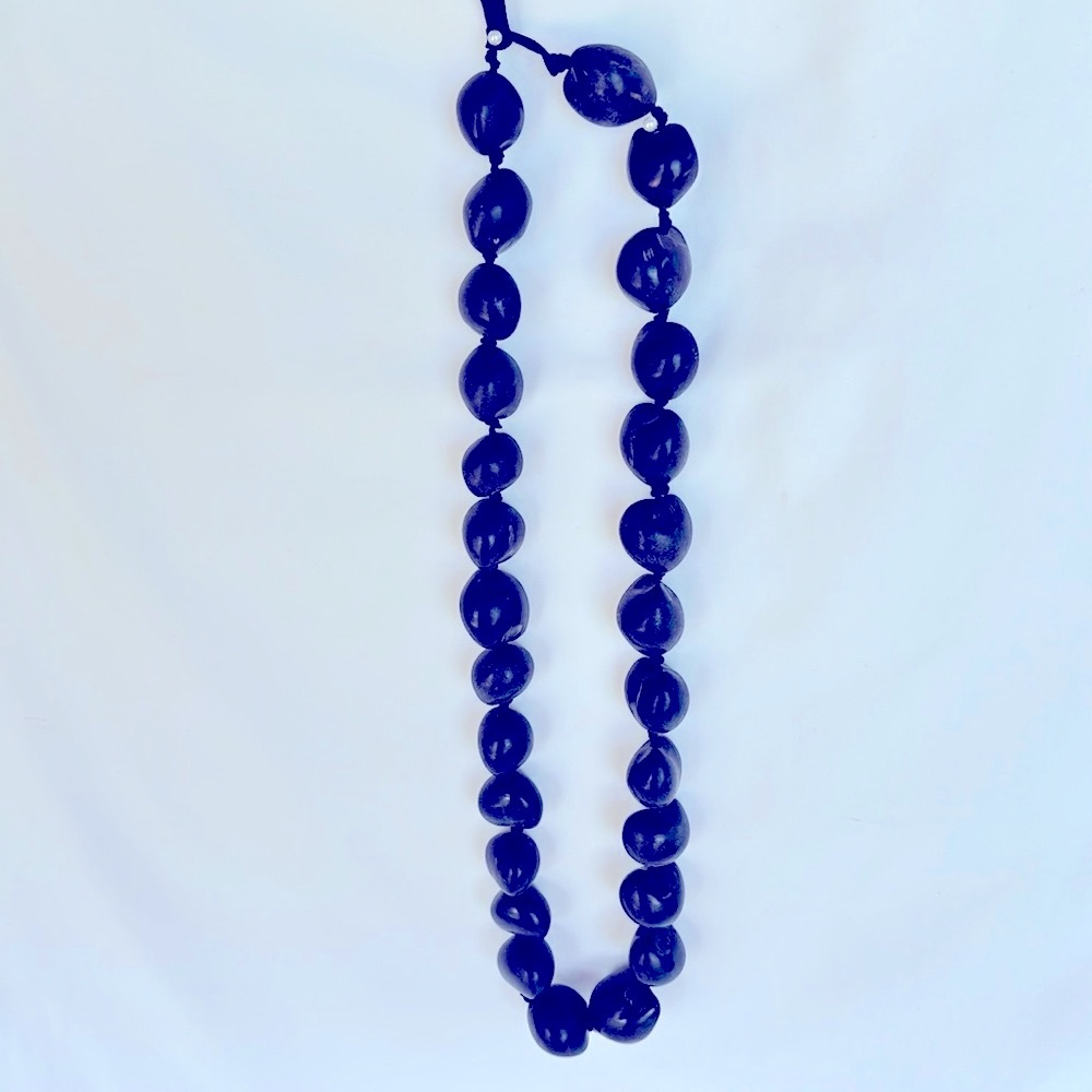 NWOT Well Made Hawaiian Kukui Nuts Lei Black - Picture 3 of 6